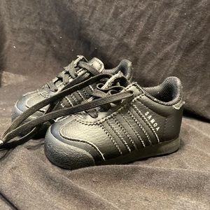Adidas Samoa sneakers